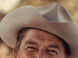 man hat usa portrait